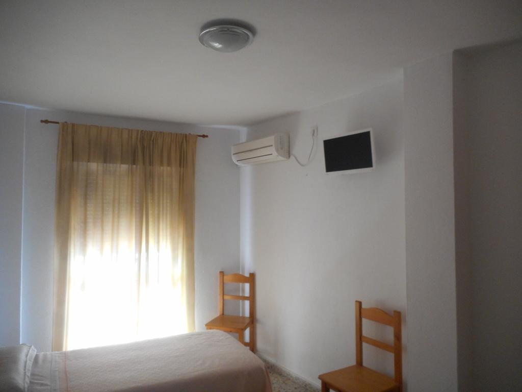 Hostal Paco Pepe Conil De La Frontera Extérieur photo