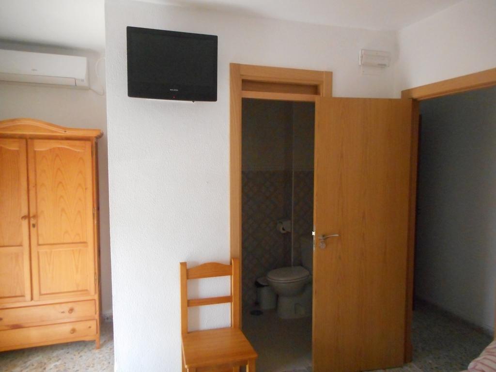 Hostal Paco Pepe Conil De La Frontera Chambre photo