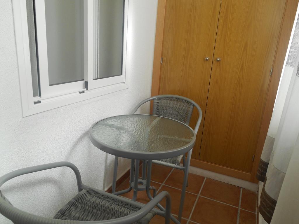 Hostal Paco Pepe Conil De La Frontera Extérieur photo
