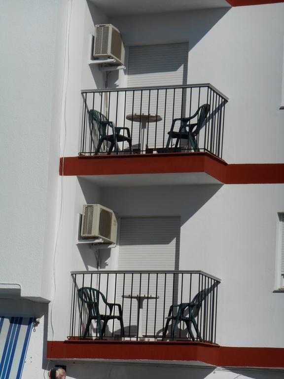 Hostal Paco Pepe Conil De La Frontera Extérieur photo