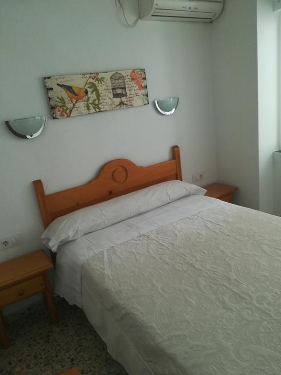 Hostal Paco Pepe Conil De La Frontera Extérieur photo