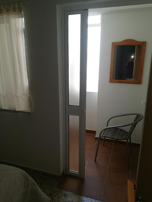 Hostal Paco Pepe Conil De La Frontera Extérieur photo