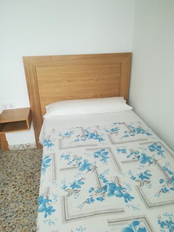Hostal Paco Pepe Conil De La Frontera Extérieur photo