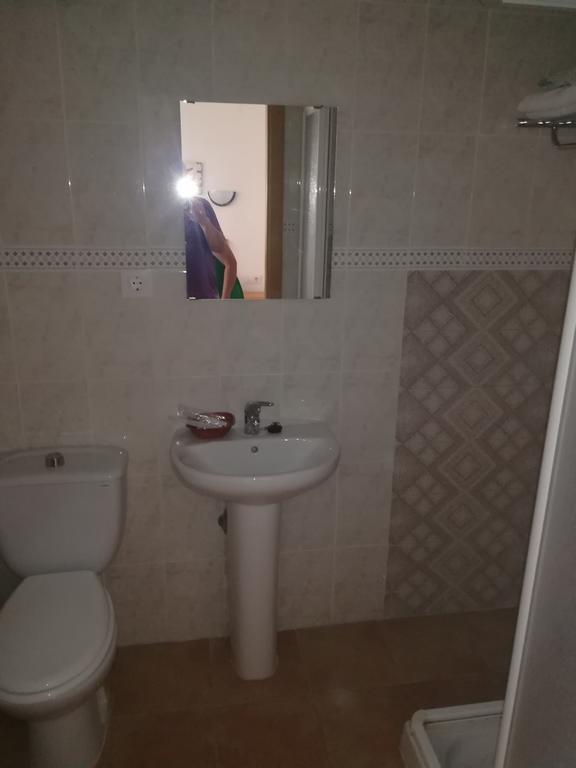 Hostal Paco Pepe Conil De La Frontera Extérieur photo